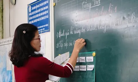 Chưa giải quyết chế độ theo Nghị định 154 khi sáp nhập trường học cho Hiệu trưởng, Phó Hiệu trưởng, giáo viên dôi dư đối với trường hợp nào?