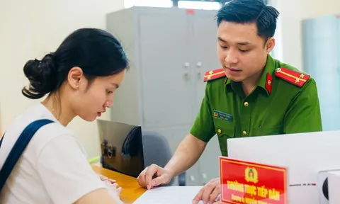 Trưởng Công an xã phải tiếp công dân bao nhiêu ngày mỗi tháng?