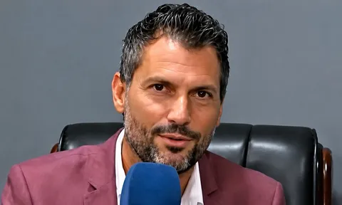 Chủ tịch 52 tuổi của Recoleta muốn ra sân đối đầu Boca Juniors tại Copa Sudamericana