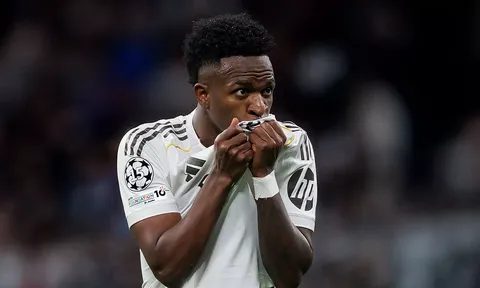 Vinicius Jr chính thức gia hạn với Real Madrid đến năm 2032