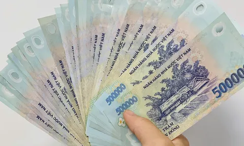 Trưởng thôn nghỉ việc do dôi dư có thể nhận hơn 54 triệu đồng: Khoản trợ cấp 15 tháng phụ cấp được tính ra sao?