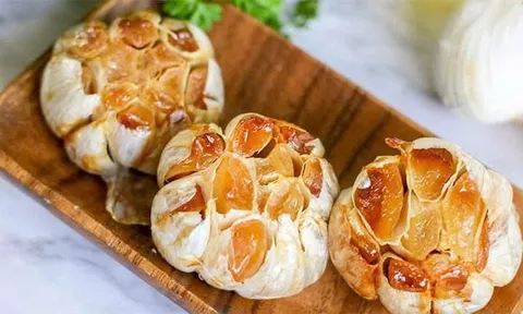Tỏi nướng không chỉ thơm ngon: Ăn thường xuyên có thể mang lại 5 lợi ích đáng chú ý