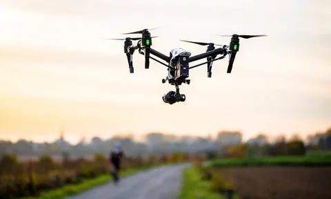 Sử dụng UAV gây ảnh hưởng đến hoạt động hàng không sẽ bị phạt thế nào?