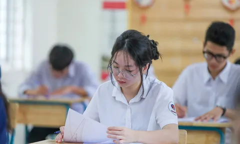 Bộ GD&ĐT đề xuất thi vào lớp 10 công lập chỉ còn 2 môn Toán và Ngữ văn