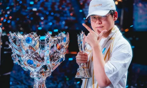 Từ T1 đến HLE, Gumayusi tiếp tục duy trì thành tích đáng nể tại CKTG