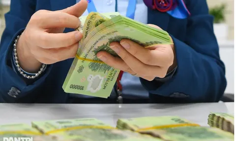 Tết Nguyên đán 2027: Tặng tiền 500.000 đồng cho người đang hưởng lương hưu theo Nghị quyết 16 cùng với các đối tượng nào khác?