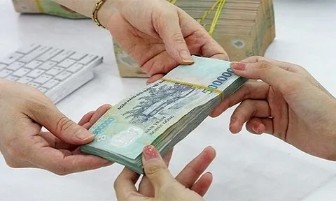 Thu hồi toàn bộ tiền nghỉ chính sách tinh giản biên chế của giáo viên nộp ngân sách nhà nước theo Công văn 10214 khi thuộc trường hợp nào?