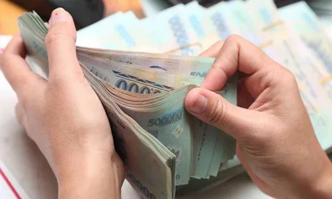 Hỗ trợ 4.000.000 đồng cho mỗi sinh viên đại học, cao đẳng, trung cấp trong phạm vi cả nước tiền chi phí sinh hoạt theo Nghị quyết 43 khi thuộc đối tượng thế nào?