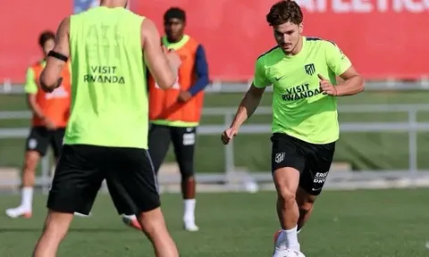 Julian Alvarez không ra sân trận mở màn, Atletico Madrid đối mặt dấu hỏi lớn