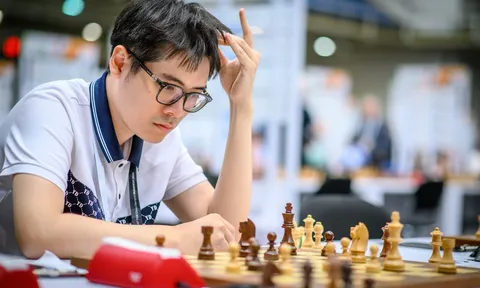 Vượt qua Vua cờ Magnus Carlsen, Lê Tuấn Minh làm nên lịch sử với chức vô địch tại Titled Tuesday
