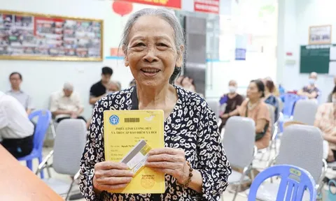 Ngoài mức tăng 8%, ai nghỉ hưu trước năm 1995 được tăng thêm tiền trong năm 2026: Chi tiết ra sao?