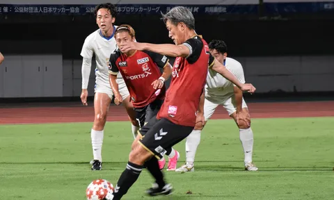 Huyền thoại 59 tuổi Kazuyoshi Miura lập cú đúp, đi vào lịch sử Cúp Hoàng đế Nhật Bản