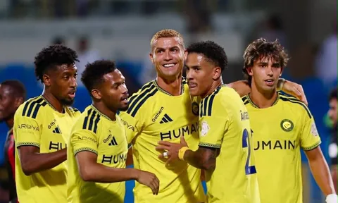 Al Nassr đại thắng trên sân khách, Ronaldo tiến gần cột mốc 1.000 bàn