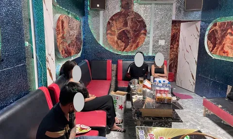Bí mật bị lộ tẩy tại quán karaoke “Đại Boss”