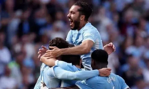 Ngược dòng nghẹt thở: Cherki rực sáng, Manchester City mở màn Premier League bằng chiến thắng kịch tính