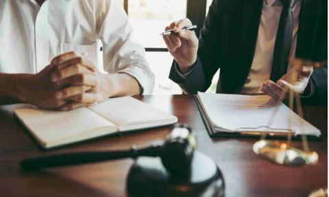 Chia tài sản khi ly hôn thì cần xét đến những yếu tố nào? Chia tài sản khi ly hôn như thế nào?