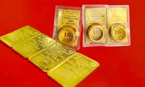 Giá vàng hôm nay 26/8: SJC trụ trên 150 triệu đồng/lượng, vàng nhẫn có nơi lên 154 triệu đồng