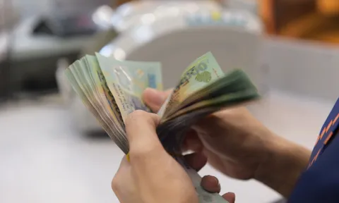 Công văn 8447: CCVC không phải hoàn tiền NĐ178 và NĐ67 khi quay lại làm việc tại các cơ quan, tổ chức, đơn vị khác hưởng lương từ ngân sách nhà nước, cụ thể ra sao?