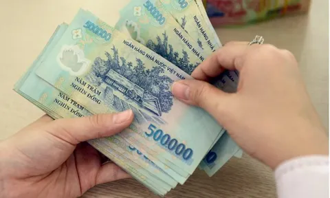 Lãi suất chậm trả lương theo Nghị định 283/2026/NĐ-CP chi tiết ra sao? Mức phạt đối với hành vi chậm trả lương là bao nhiêu?