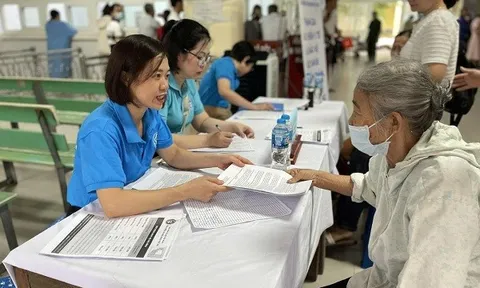Mức trợ cấp xã hội hằng tháng đối với người lao động khuyết tật từ ngày 05/10/2026 là bao nhiêu?