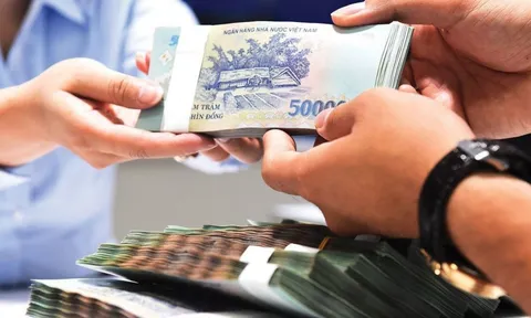 Chi thăm hỏi tặng quà đến 5.000.000 đồng cho sĩ quan lực lượng vũ trang, thương binh, bệnh binh theo Nghị định 307 khi thuộc nhóm đối tượng ra sao?