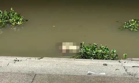 Phát hiện 2 thi thể đàn ông trôi dạt vào bờ sông Sài Gòn, một người mang theo túi có cục bê tông