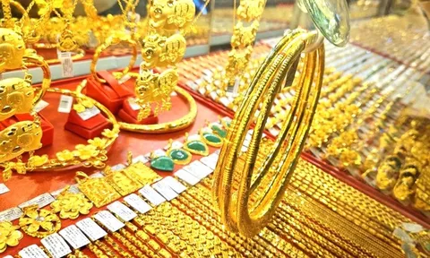 Giá vàng hôm nay 31/8 giảm sâu, SJC còn 148,7 triệu đồng/lượng