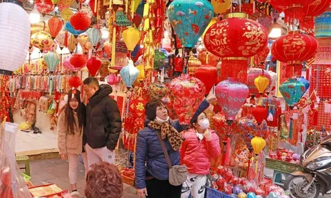 Chính phủ đề xuất thêm 1 ngày nghỉ nguyên lương, lịch nghỉ lễ, Tết hằng năm phải được thông báo trước