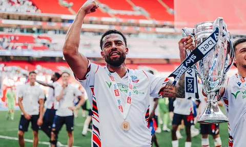 V.League ngày càng có sức hút với các cựu cầu thủ Premier League