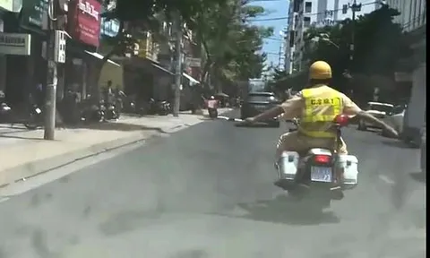 CSGT Khánh Hòa mở đường đưa nữ du khách nước ngoài nguy kịch đi cấp cứu