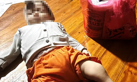 Bé gái 11 tháng tuổi bị bỏ lại ở chùa: Lời nhắn trong bức thư khiến nhiều người xót xa