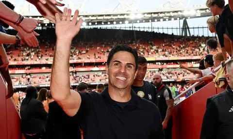 Arteta gửi lời cảnh báo Premier League sau khi Arsenal ngược dòng hạ Chelsea