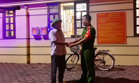 Cụ ông 70 tuổi đi xe đạp thăm con gái rồi lạc cách nhà gần 100 km đã về với gia đình