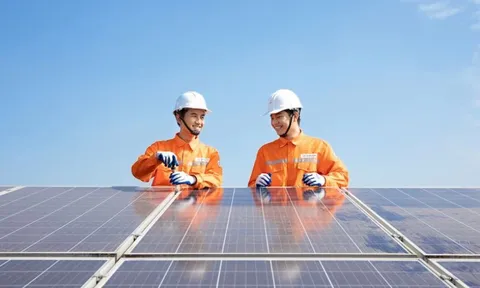 Hà Nội đề xuất hỗ trợ hộ dân lắp điện mặt trời mái nhà, tối đa 6 triệu đồng