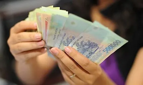 Chi tặng quà từ 500.000 - 1.200.000 đồng cho công dân Việt Nam từ nguồn ngân sách nhà nước theo Nghị quyết 36 nếu người dân có độ tuổi từ bao nhiêu?