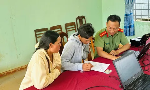 Người dân Gia Lai hồi hương sau "bẫy" việc nhẹ lương cao, được chính quyền hỗ trợ làm lại cuộc đời