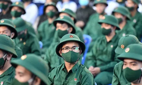 Luật số 14/2026/QH16: Bổ sung không chấp hành quyết định gọi sơ tuyển sức khỏe nghĩa vụ quân sự thuộc trường hợp trốn tránh NVQS cụ thể ra sao?