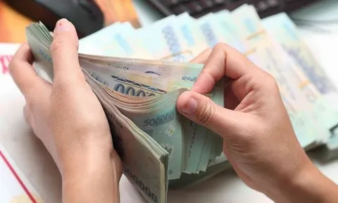 Viên chức y tế được nhận 1.771.000 đồng/tháng cùng kỳ lương hàng tháng theo Nghị quyết 25 nếu thuộc trường hợp nào?