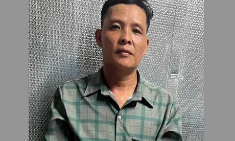 Bắt người đàn ông đổ xăng đốt vợ cũ, hé lộ nguyên nhân không ngờ