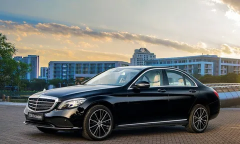 Nguy cơ xe tự di chuyển khi đỗ, Mercedes-Benz Việt Nam thu hồi 288 xe