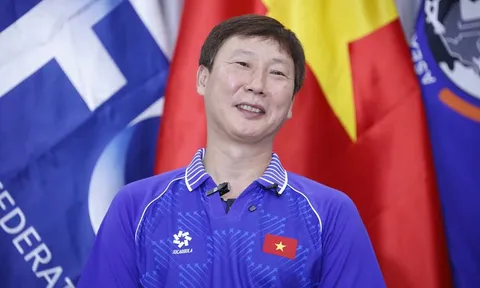 Báo Hàn Quốc đặt kỳ vọng lớn vào Kim Sang-sik trước FIFA ASEAN Cup 2026