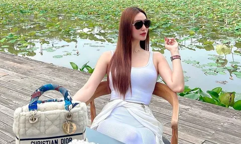 Người đẹp Kiên Giang sở hữu căn nhà 7 tầng ở đường Điện Biên phủ, U40 tuyên bố không lấy chồng, tận hưởng hạnh phúc một mình