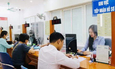 Chấm dứt hưởng trợ cấp thất nghiệp năm 2026 trong trường hợp nào? Được bảo lưu thời gian đóng BHTN trong những trường hợp nào?