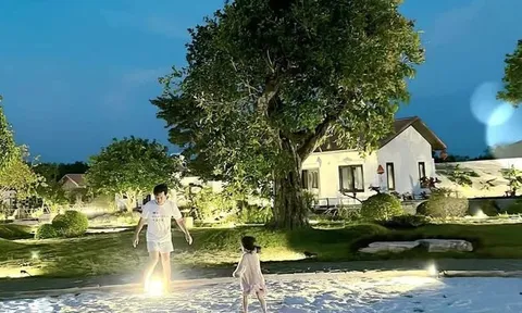 Toàn cảnh biệt thự nhà vườn rộng hàng nghìn mét vuông của Trường Giang và Nhã Phương