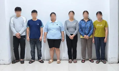 Khởi tố 2 cặp ông bà thông gia trong vụ con gái nói dối mang thai, cha livestream gây rối tại bệnh viện