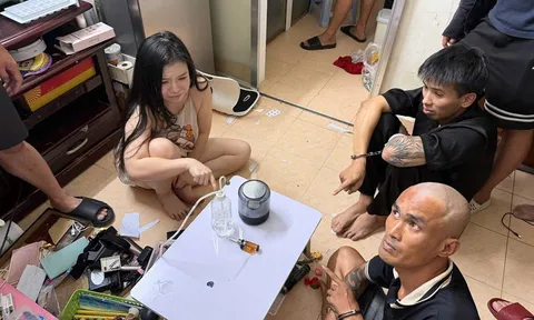 Đột kích chung cư, phát hiện Hoàng Lê Trúc Anh cùng 3 thanh niên đang "làm chuyện mờ ám"
