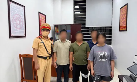 CSGT lần theo taxi, tìm thấy nữ sinh rời nhà rồi mất liên lạc, bí ẩn về nam thanh niên đi cùng tại bến xe Nước Ngầm