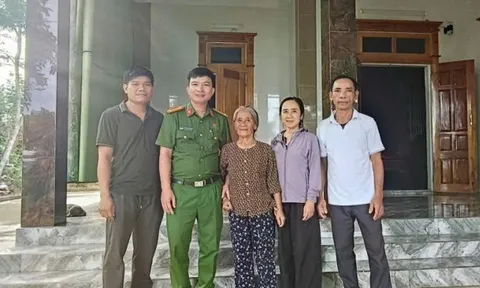 Cụ bà là vợ liệt sĩ đi lạc gần 40 km đã về với gia đình