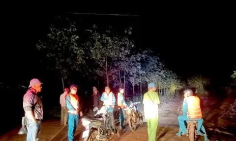Danh tính thi thể nam giới mắc kẹt trong khe đá được phát hiện trong đêm ở Đồng Nai