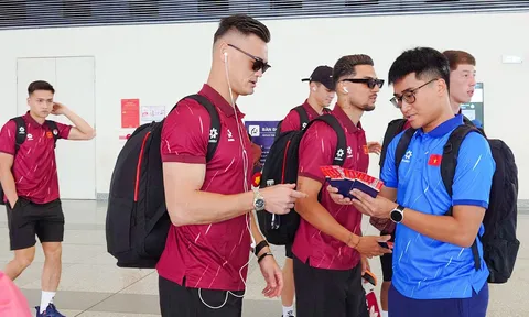 Đội tuyển Việt Nam lên đường sang Indonesia, sẵn sàng đối đầu Thái Lan tại FIFA ASEAN Cup 2026